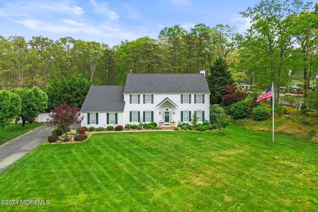 Rockland/Orange/NJ Real Estate | View 5 Sugar Pine Drive | Listing