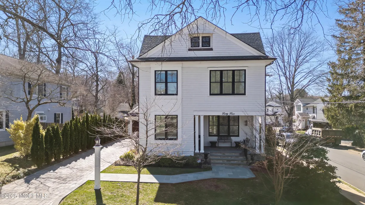 Rockland/Orange/NJ Real Estate | View 44 1st Street | 4 Beds, 3 Baths