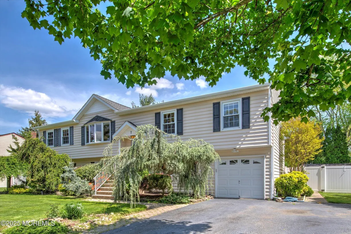 Rockland/Orange/NJ Real Estate | View 7 Mill Road | Listing
