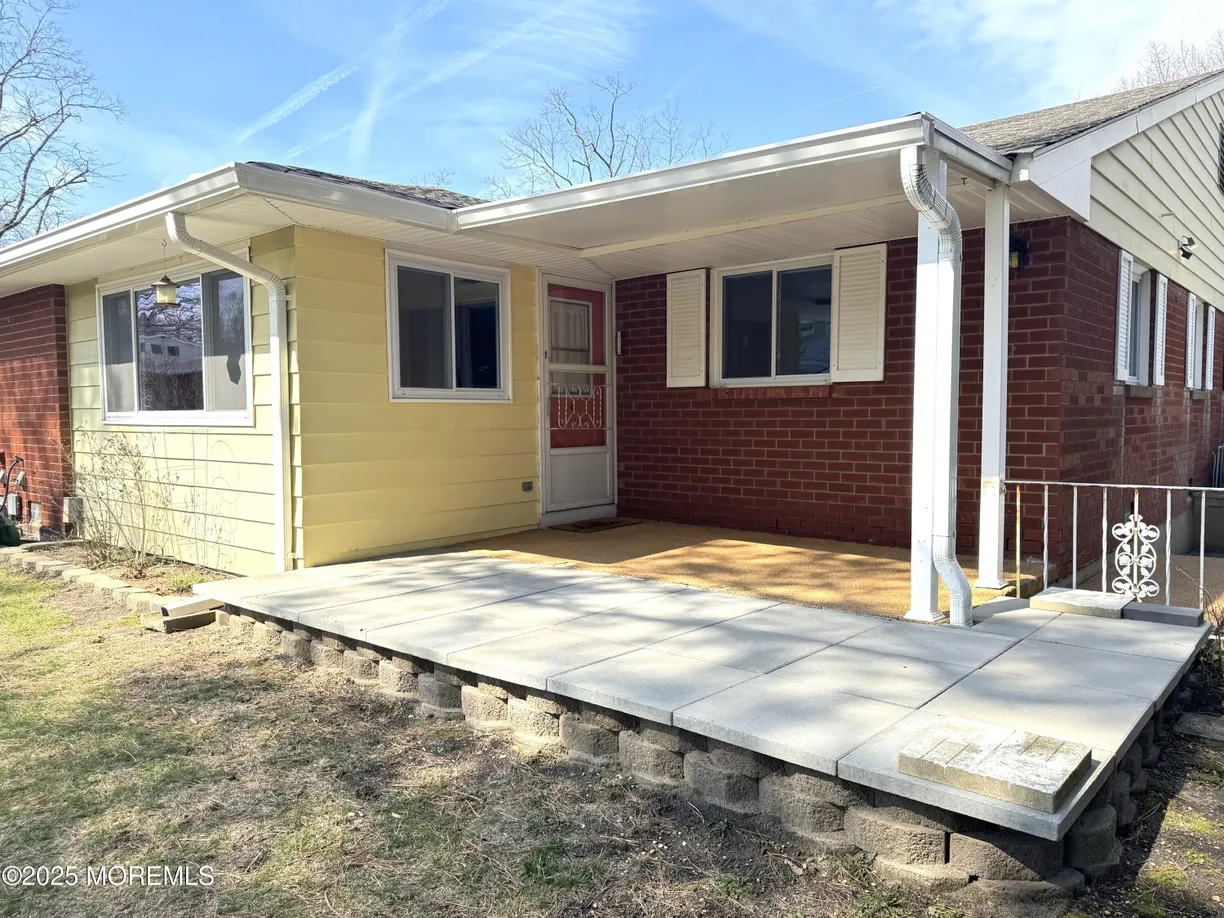 Rockland/Orange/NJ Real Estate | View 6 Falcon Street, C | 2 Beds, 1 Bath