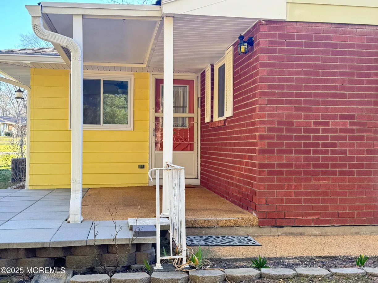 Rockland/Orange/NJ Real Estate | View 6 Falcon Street, C | Listing