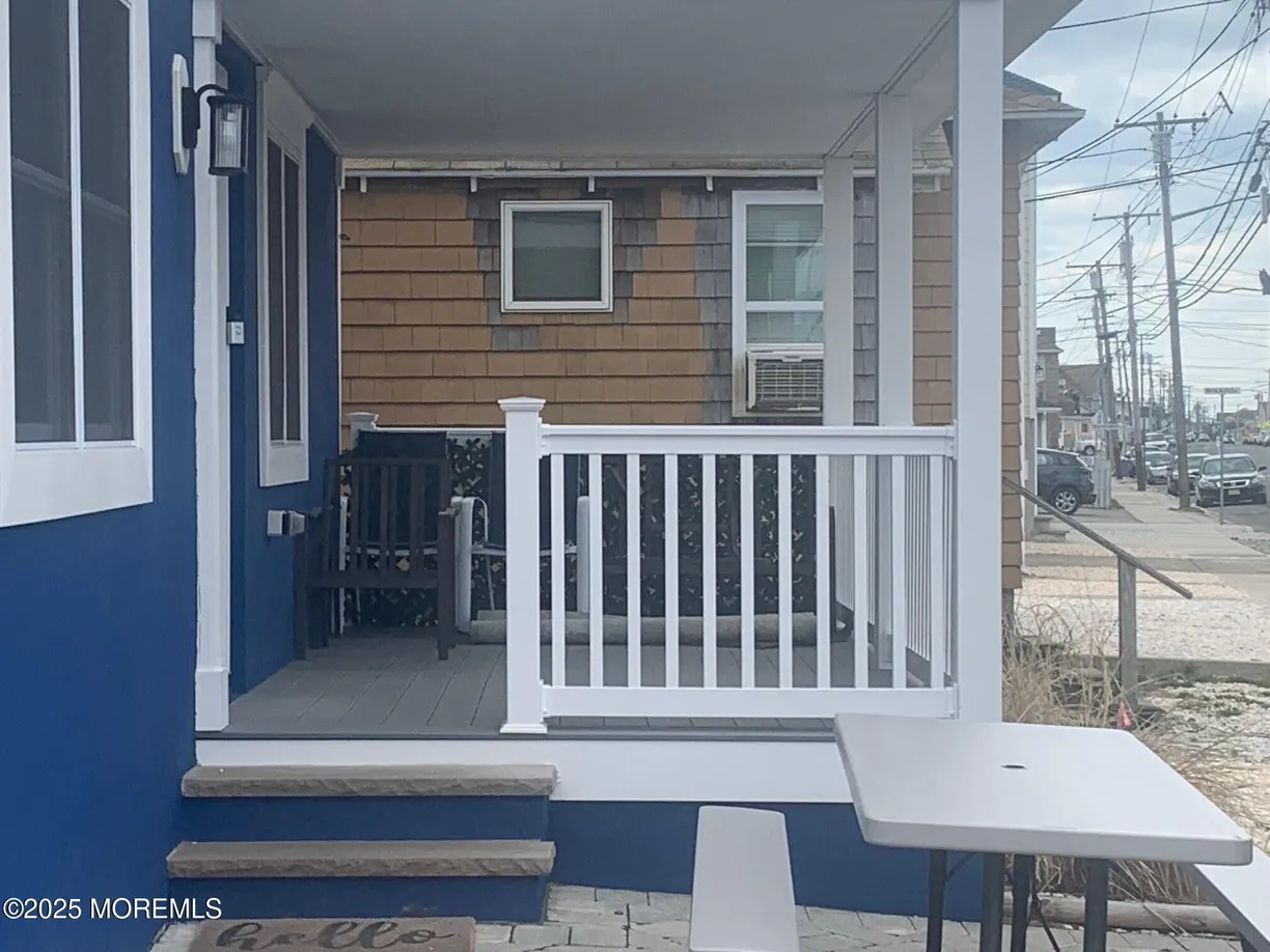 Rockland/Orange/NJ Real Estate | View 122 Ocean Avenue, 1 | Listing