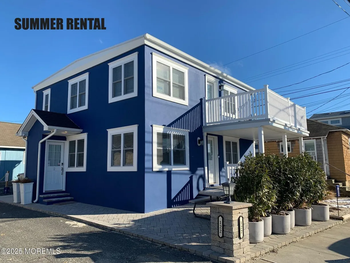 Rockland/Orange/NJ Real Estate | View 122 Ocean Avenue, 1 | 3 Beds, 1 Bath
