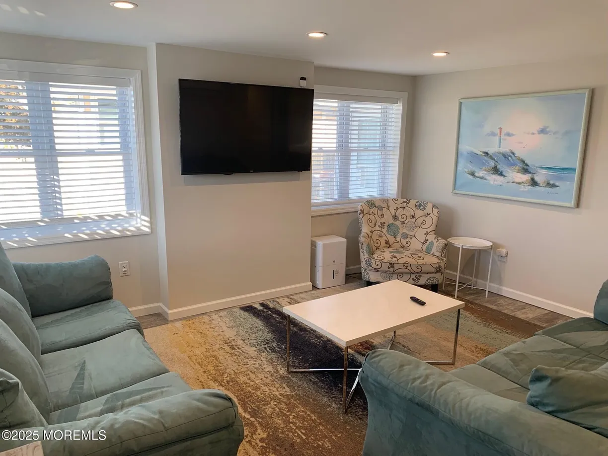 Rockland/Orange/NJ Real Estate | View 122 Ocean Avenue, 1 | Listing