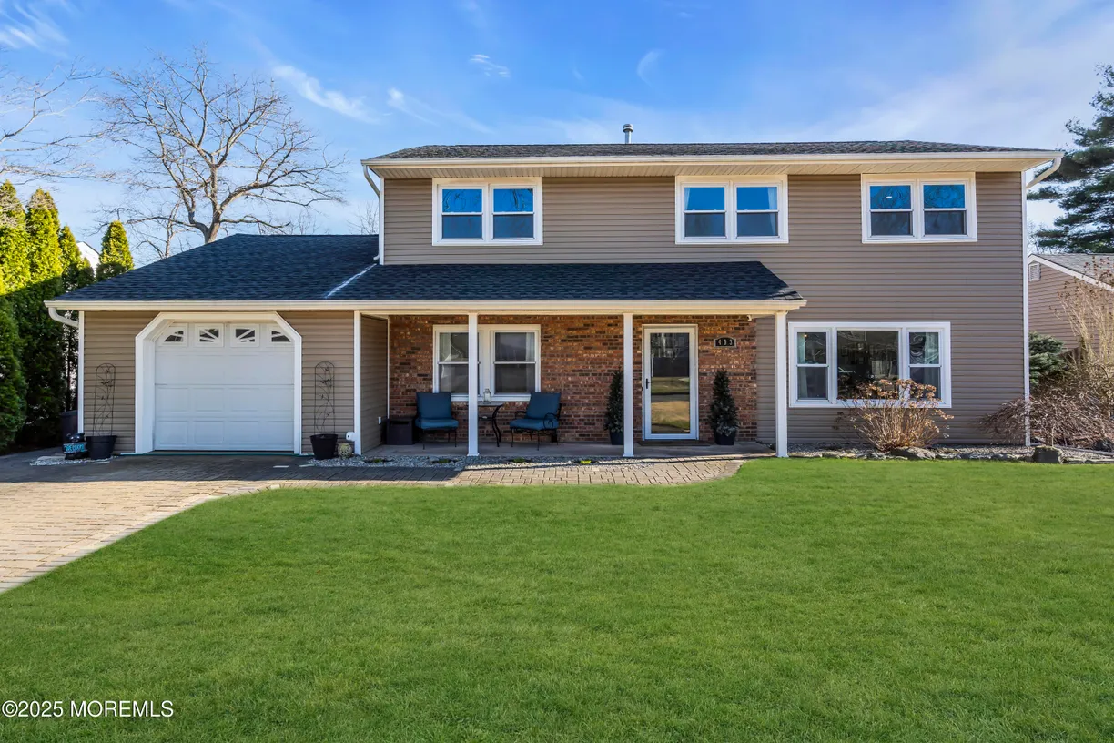 Rockland/Orange/NJ Real Estate | View 403 Brentwood Place | 4 Beds, 2 Baths
