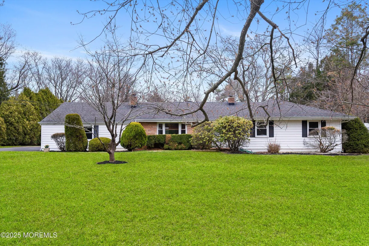 Rockland/Orange/NJ Real Estate | View 29 Holland Road | 5 Beds, 3 Baths