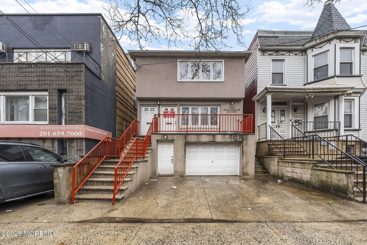 Rockland/Orange/NJ Real Estate | View 2776 John F Kennedy Boulevard | 3 Beds, 1 Bath