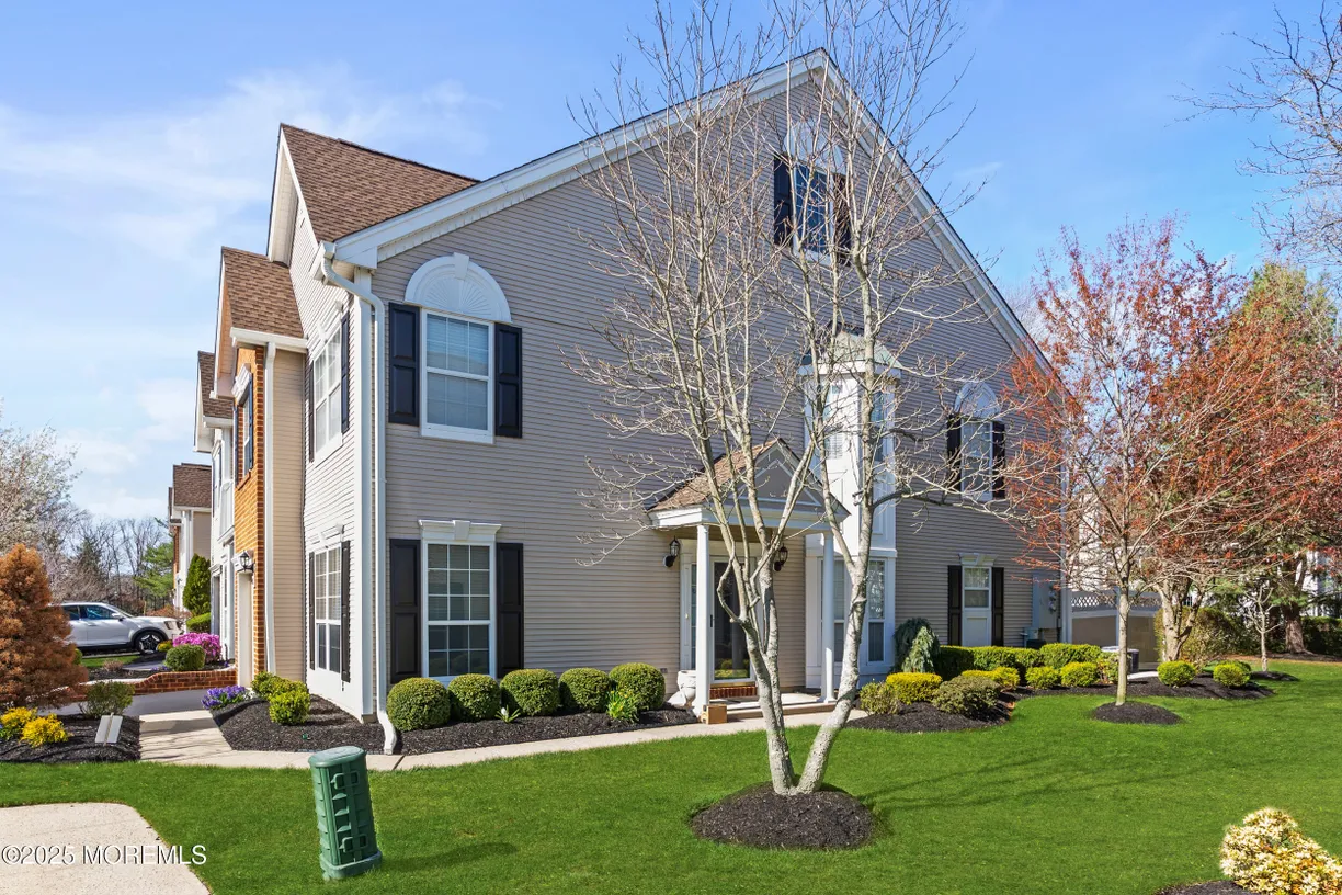 Rockland/Orange/NJ Real Estate | View 283 Daniele Drive | Listing