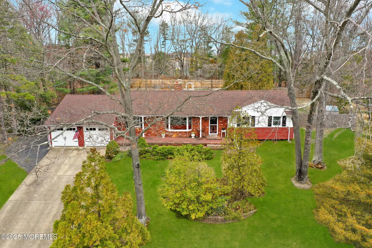 Rockland/Orange/NJ Real Estate | View 119 Sandspring Drive | Listing