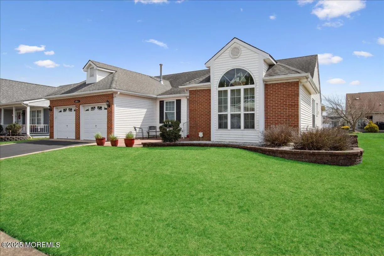 Rockland/Orange/NJ Real Estate | View 14 Abergele Drive | Listing