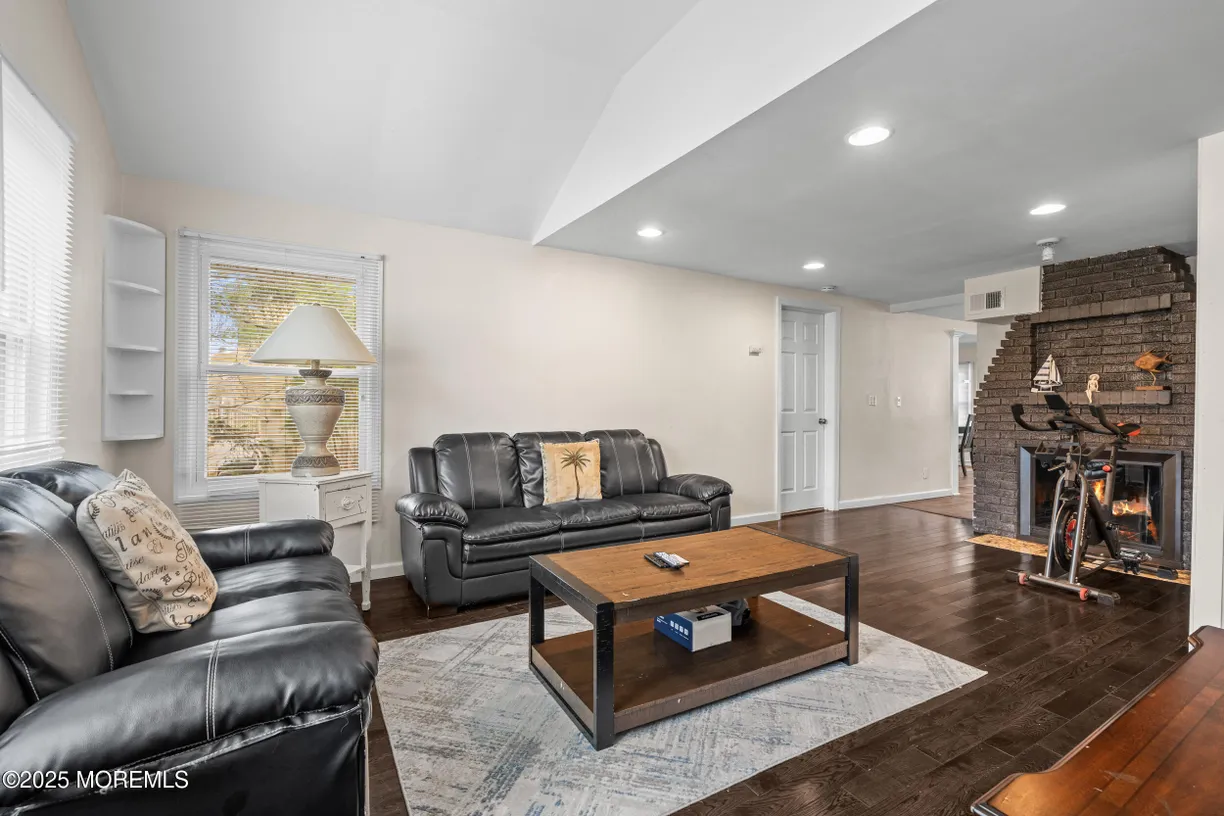 Rockland/Orange/NJ Real Estate | View 174 Whalepond Road | Listing