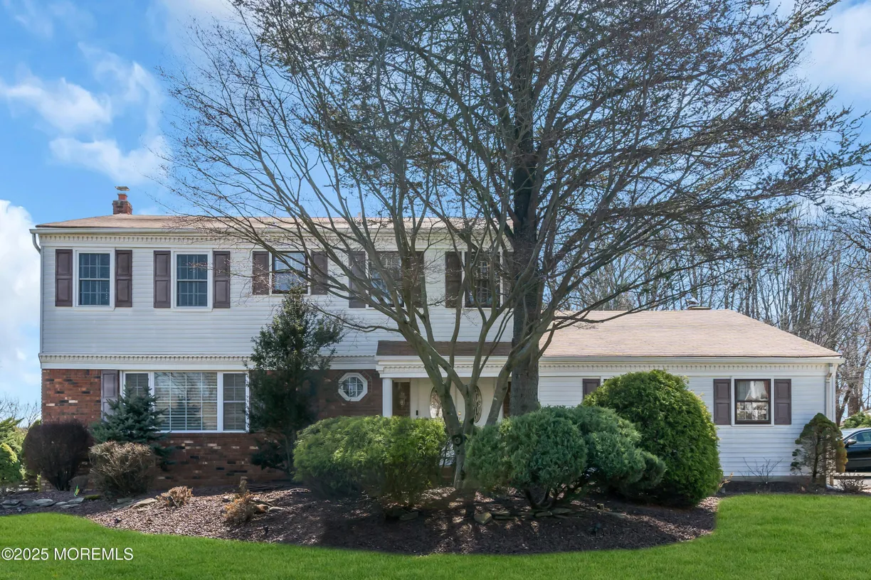Rockland/Orange/NJ Real Estate | View 15 Julian Way | Listing