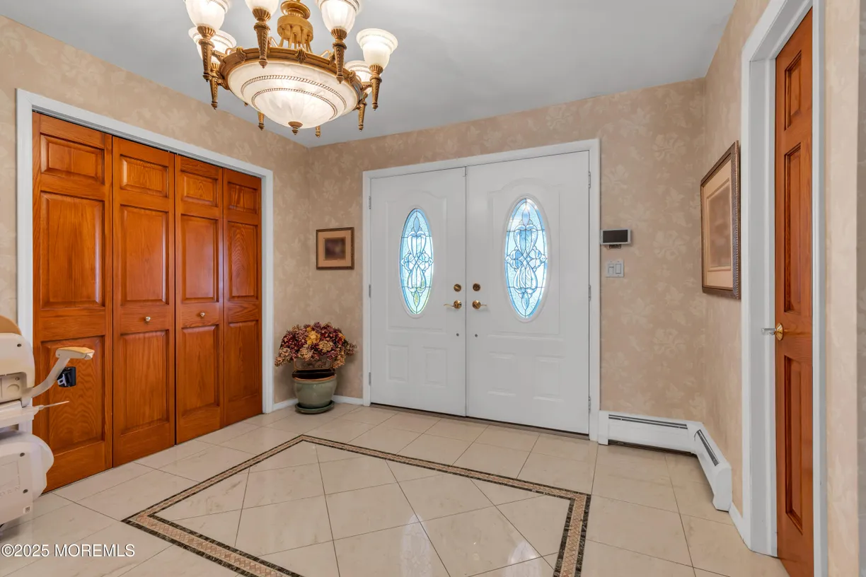 Rockland/Orange/NJ Real Estate | View 15 Julian Way | Listing