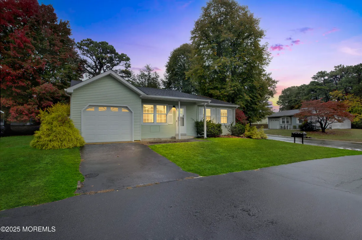 Rockland/Orange/NJ Real Estate | View 46 Keene Street | Listing