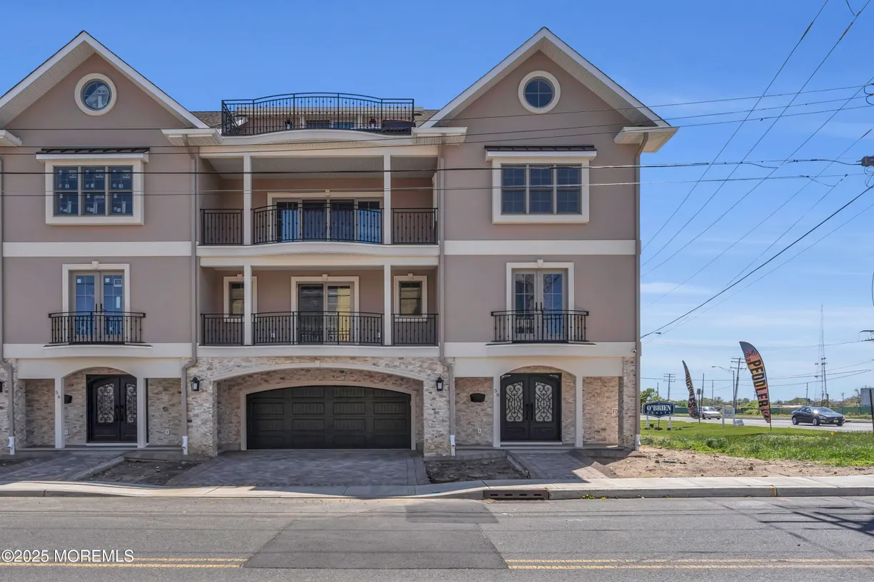 Rockland/Orange/NJ Real Estate | View 58 Seaview Avenue | 3 Beds, 2 Baths
