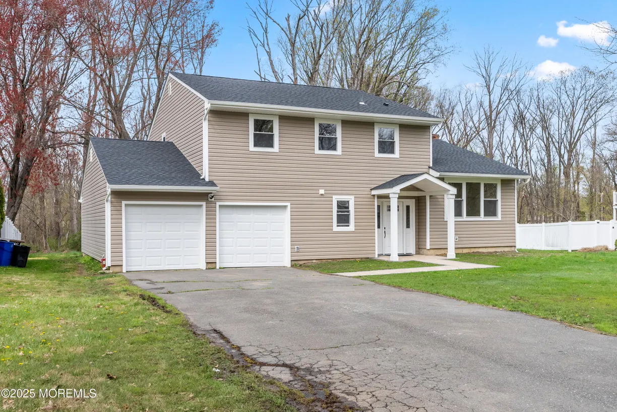 Rockland/Orange/NJ Real Estate | View 18 Hearthstone Drive | Listing