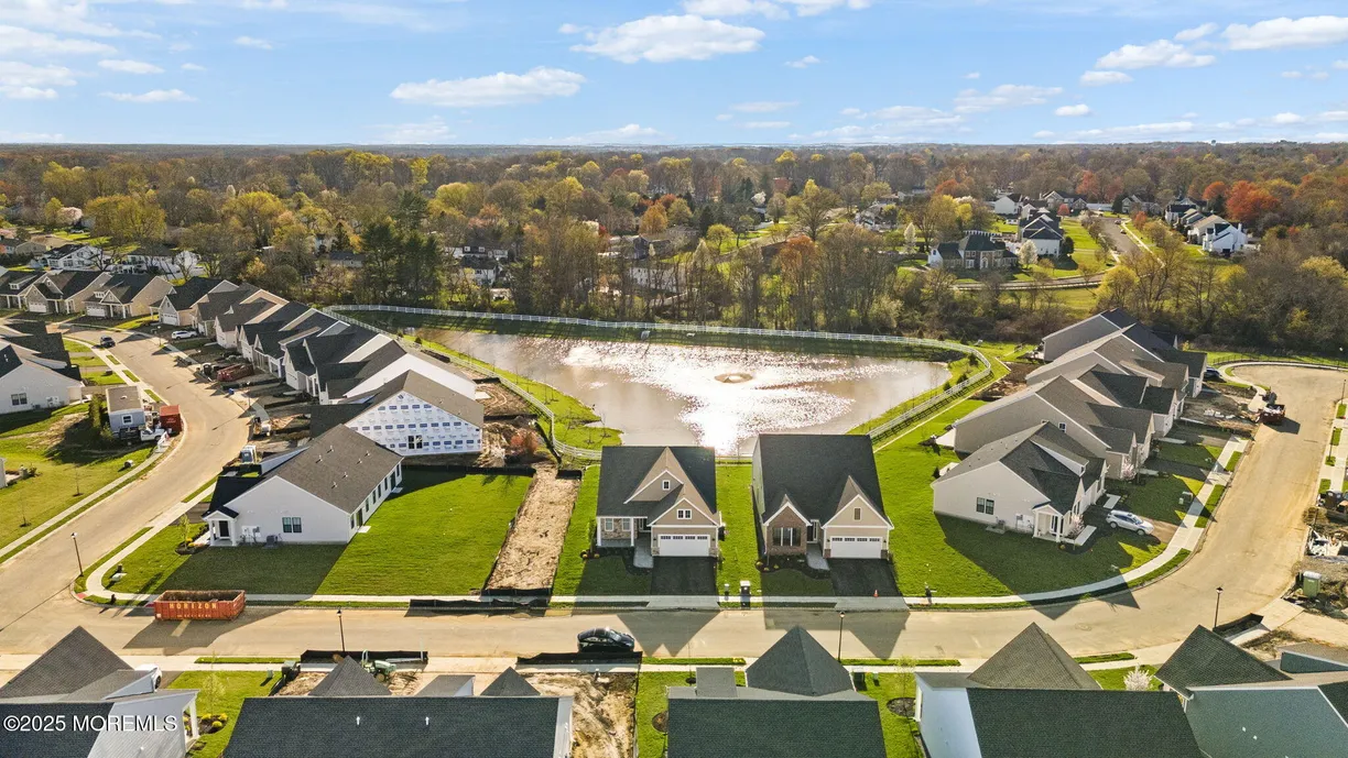 Rockland/Orange/NJ Real Estate | View 118 Wisteria Court | Listing