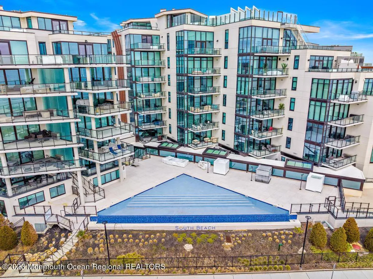 Rockland/Orange/NJ Real Estate | View 350 Ocean Avenue, 303 | 3 Beds, 3 Baths