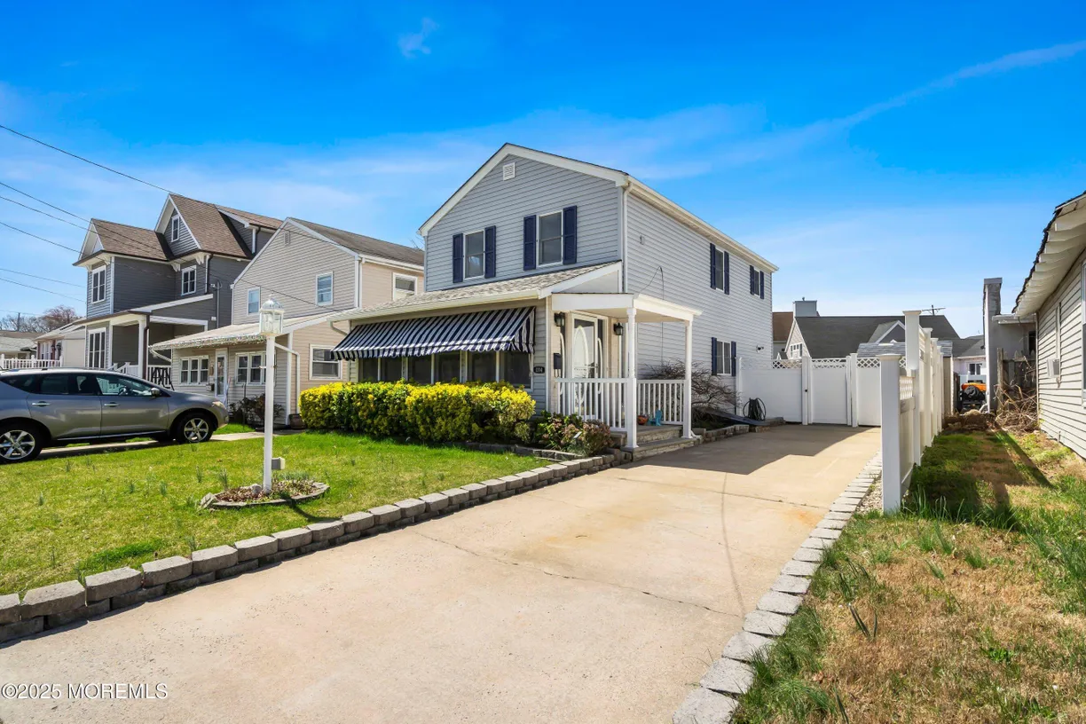 Rockland/Orange/NJ Real Estate | View 1204 Oakwood Road | Listing