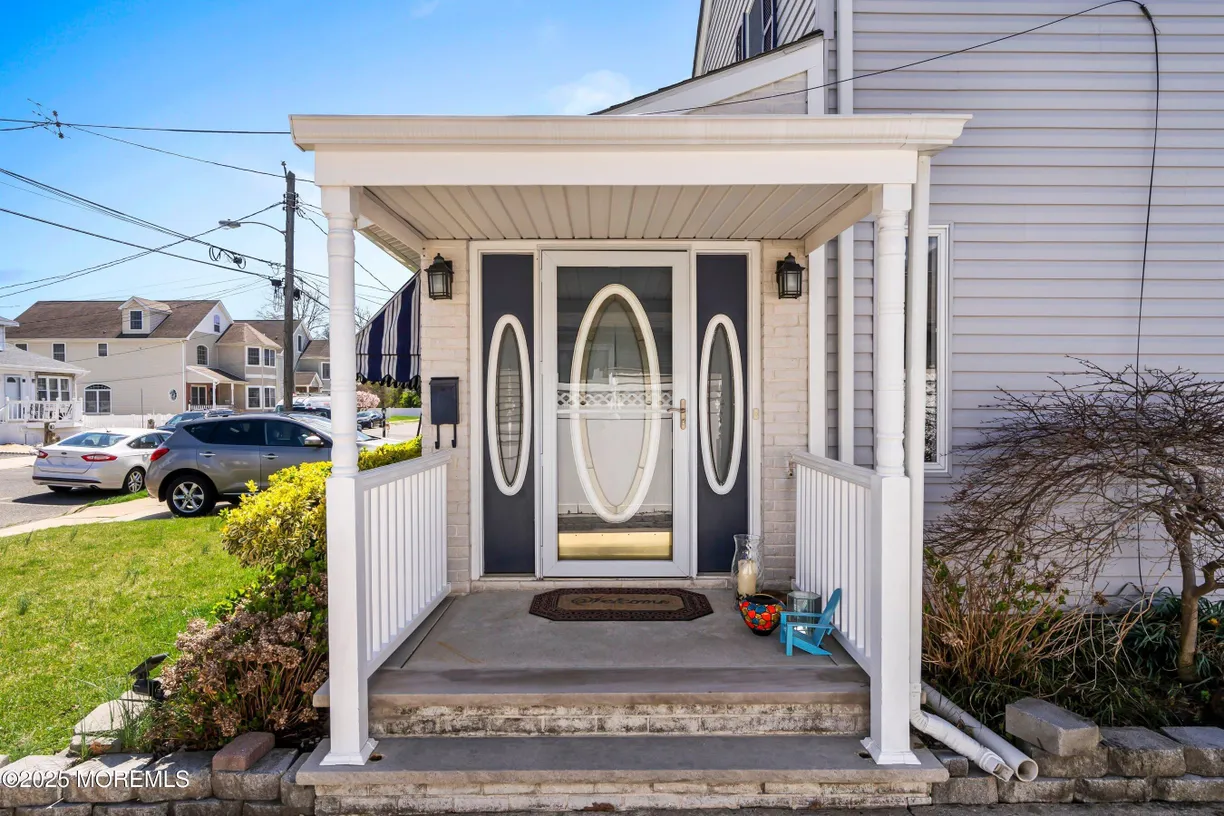 Rockland/Orange/NJ Real Estate | View 1204 Oakwood Road | Listing