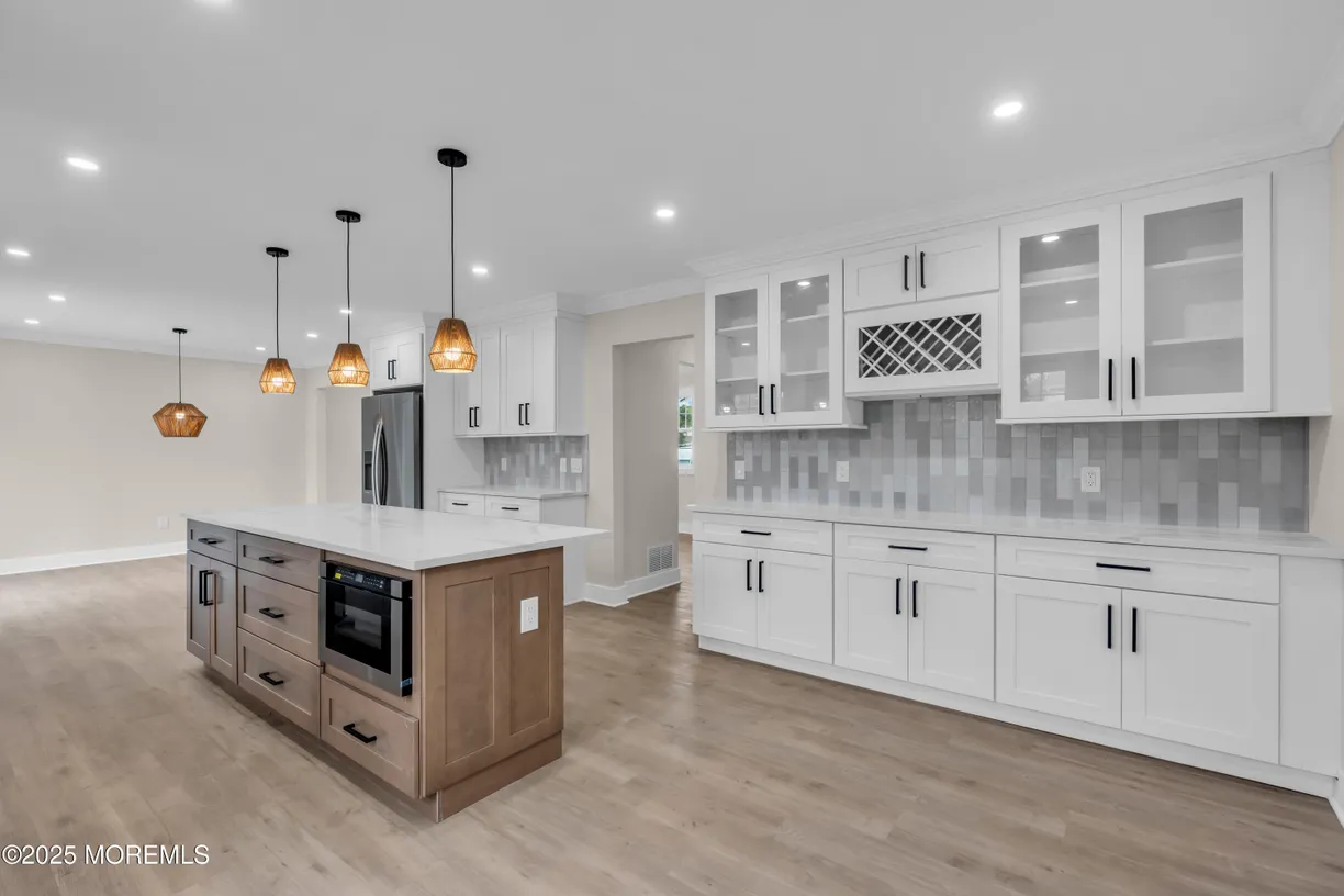 Rockland/Orange/NJ Real Estate | View 720 Doris Terrace | 4 Beds, 2 Baths
