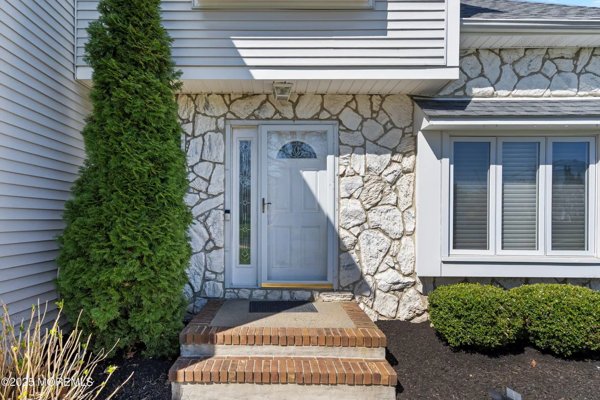 Rockland/Orange/NJ Real Estate | View 11 Tuscan Drive | Listing