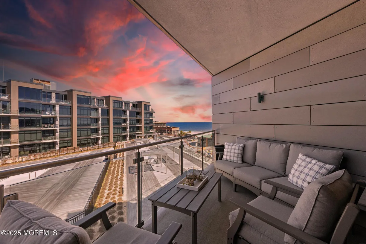 Rockland/Orange/NJ Real Estate | View 15 Morris Avenue, 411 | 3 Beds, 2 Baths