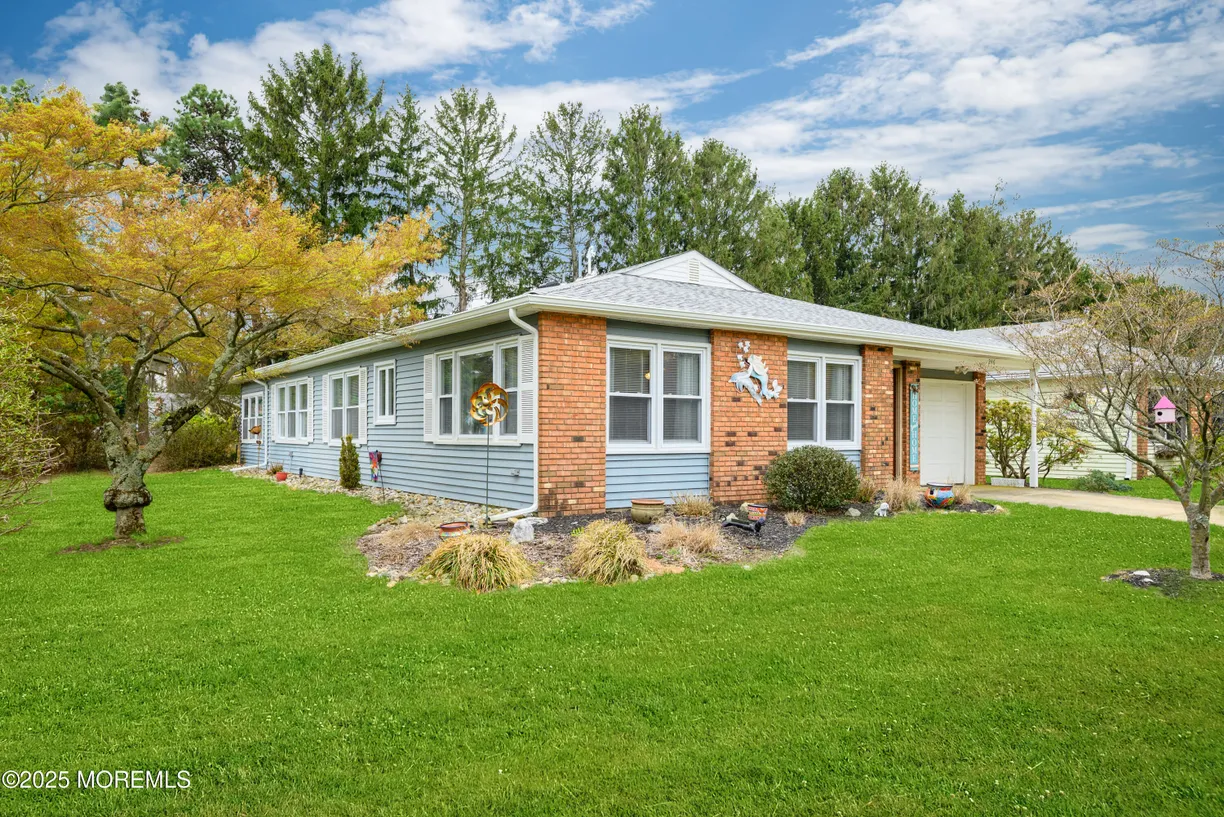 Rockland/Orange/NJ Real Estate | View 246 Lions Head Boulevard | Listing