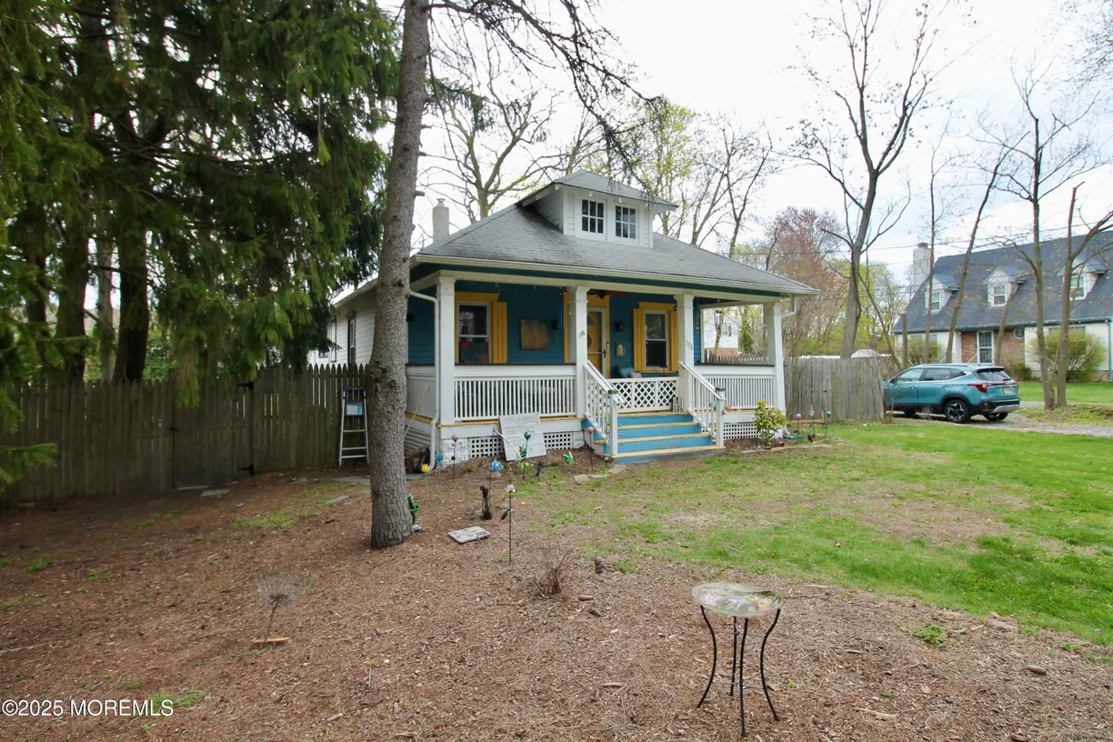Rockland/Orange/NJ Real Estate | View 728 Wayside Road | Listing