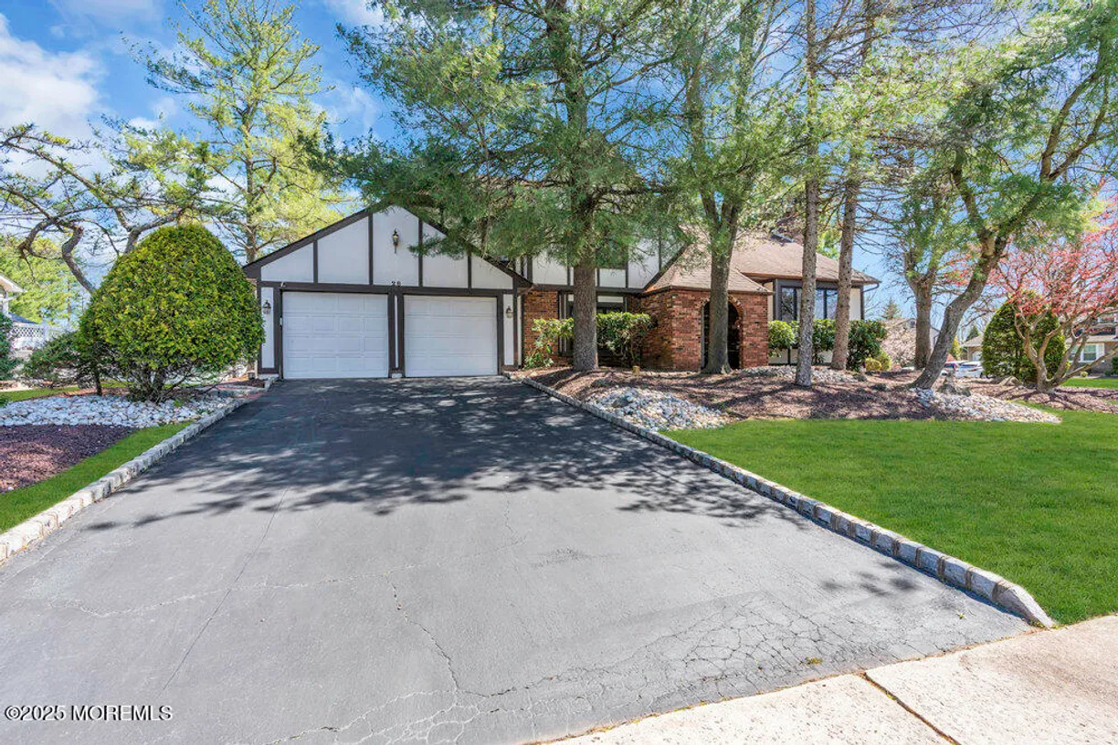 Rockland/Orange/NJ Real Estate | View 28 Pheasant Drive | Listing