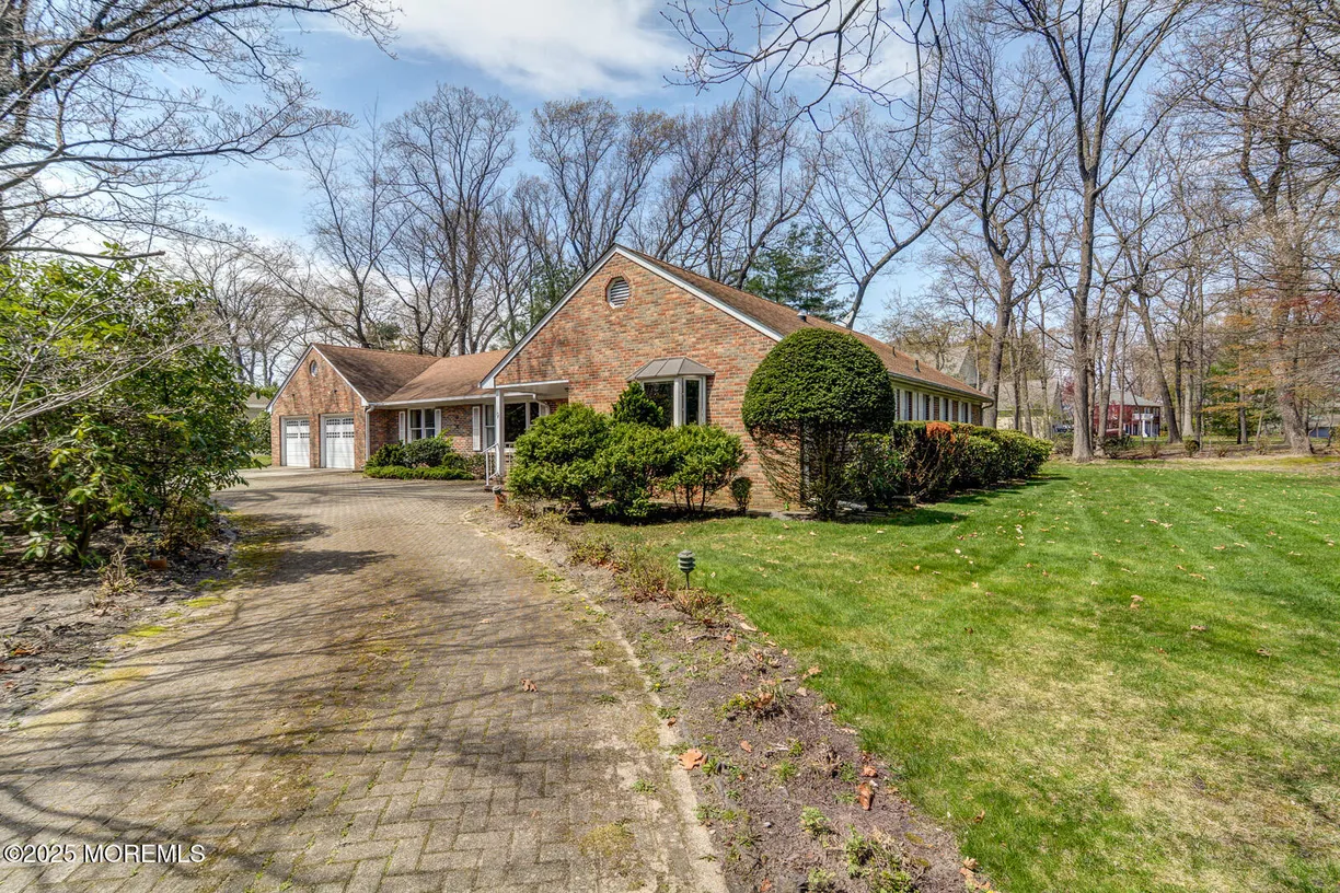 Rockland/Orange/NJ Real Estate | View 9 Mahoras Drive | Listing