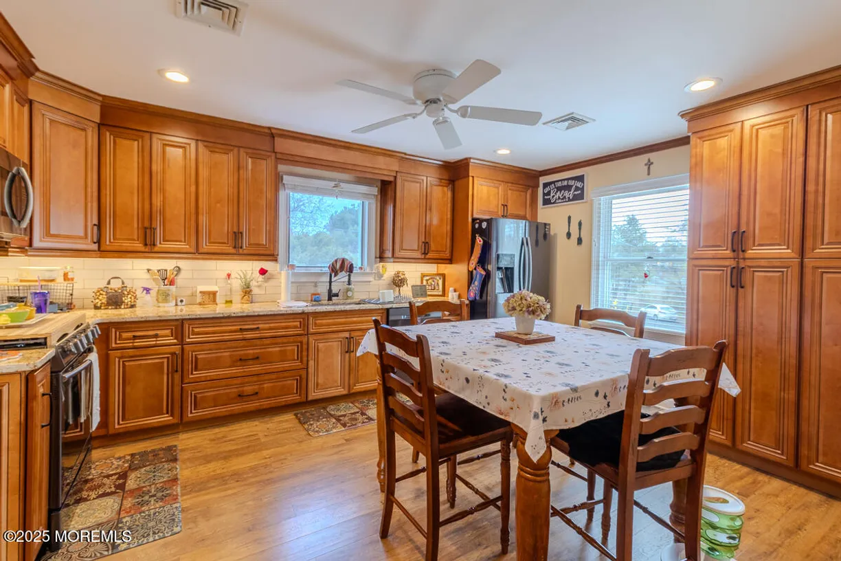 Rockland/Orange/NJ Real Estate | View 421 Ward Avenue | Listing