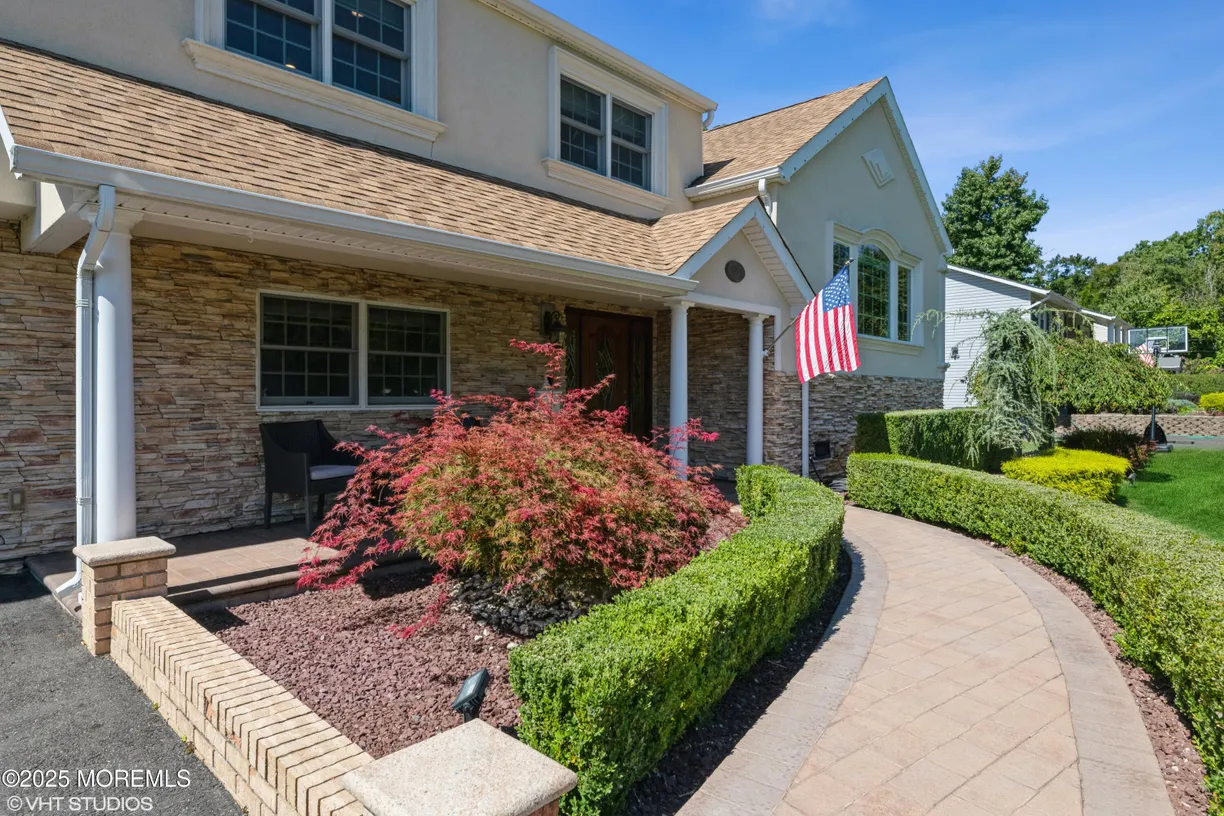 Rockland/Orange/NJ Real Estate | View 35 Winthrop Drive | Listing