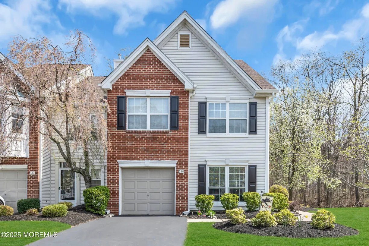 Rockland/Orange/NJ Real Estate | View 380 Daniele Drive | Listing