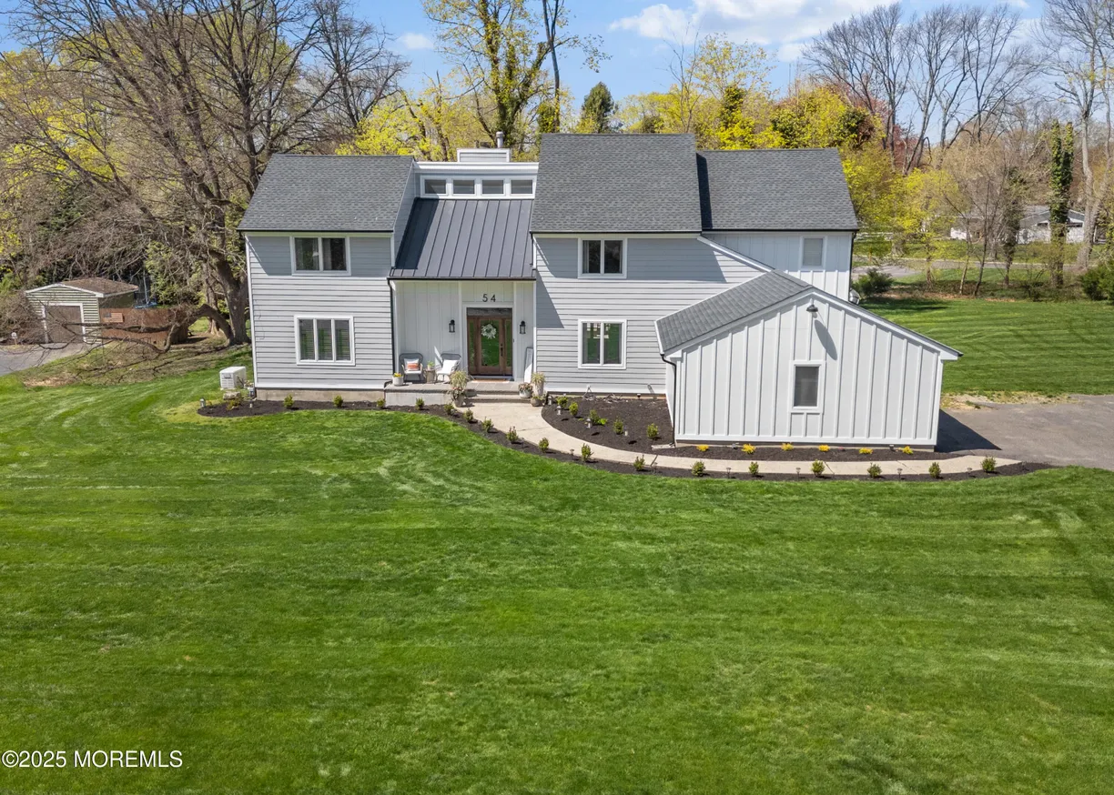 Rockland/Orange/NJ Real Estate | View 54 Surrey Lane | Listing