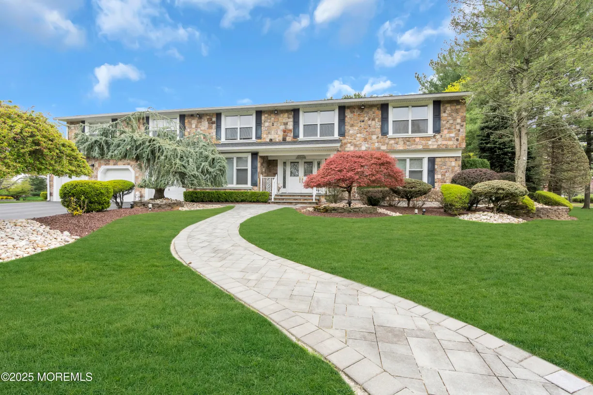 Rockland/Orange/NJ Real Estate | View 2 Liberty Road | 5 Beds, 5 Baths