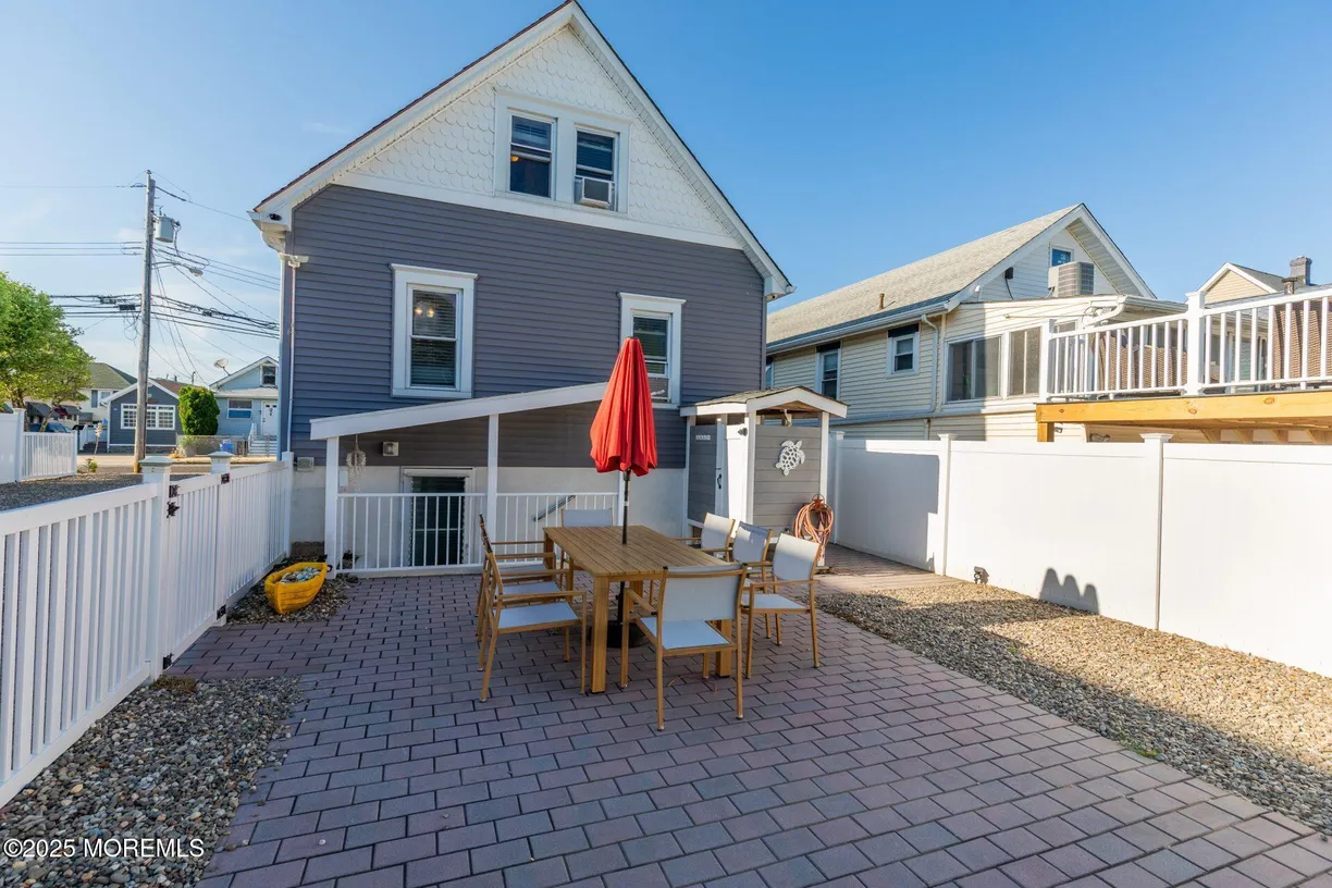 Rockland/Orange/NJ Real Estate | View 29 Farragut Avenue | Listing