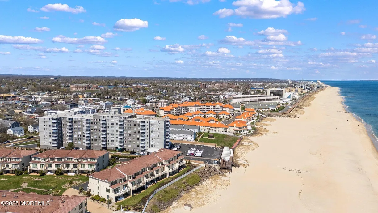 Rockland/Orange/NJ Real Estate | View 675 Ocean Avenue, 4L | Listing