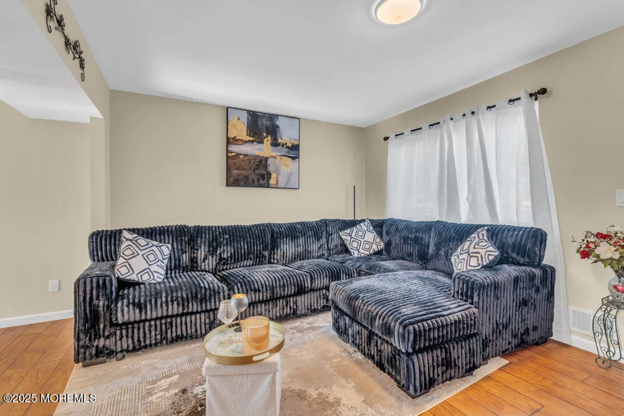 Rockland/Orange/NJ Real Estate | View 79 Carr Avenue, C | Listing