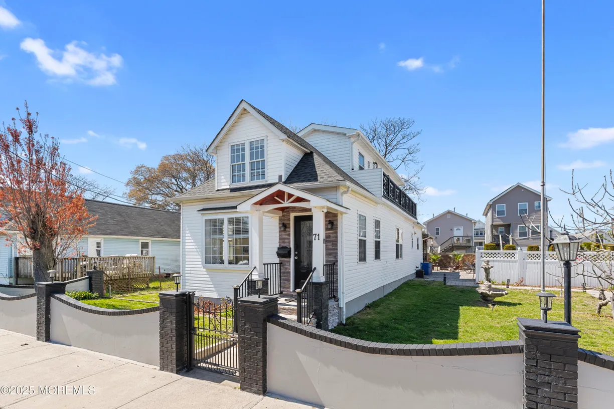 Rockland/Orange/NJ Real Estate | View 71 Pineview Avenue | Listing