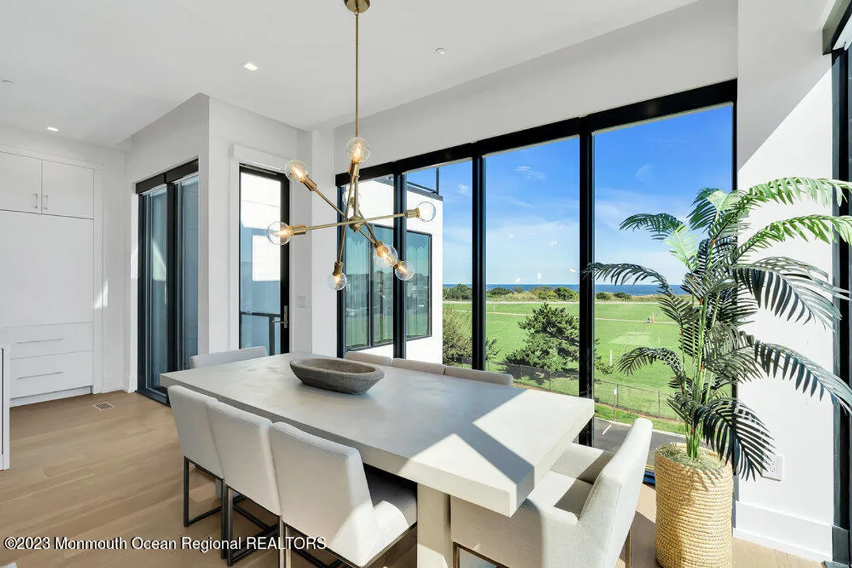 Rockland/Orange/NJ Real Estate | View 200 Ocean Avenue, 18 | 5 Beds, 5 Baths