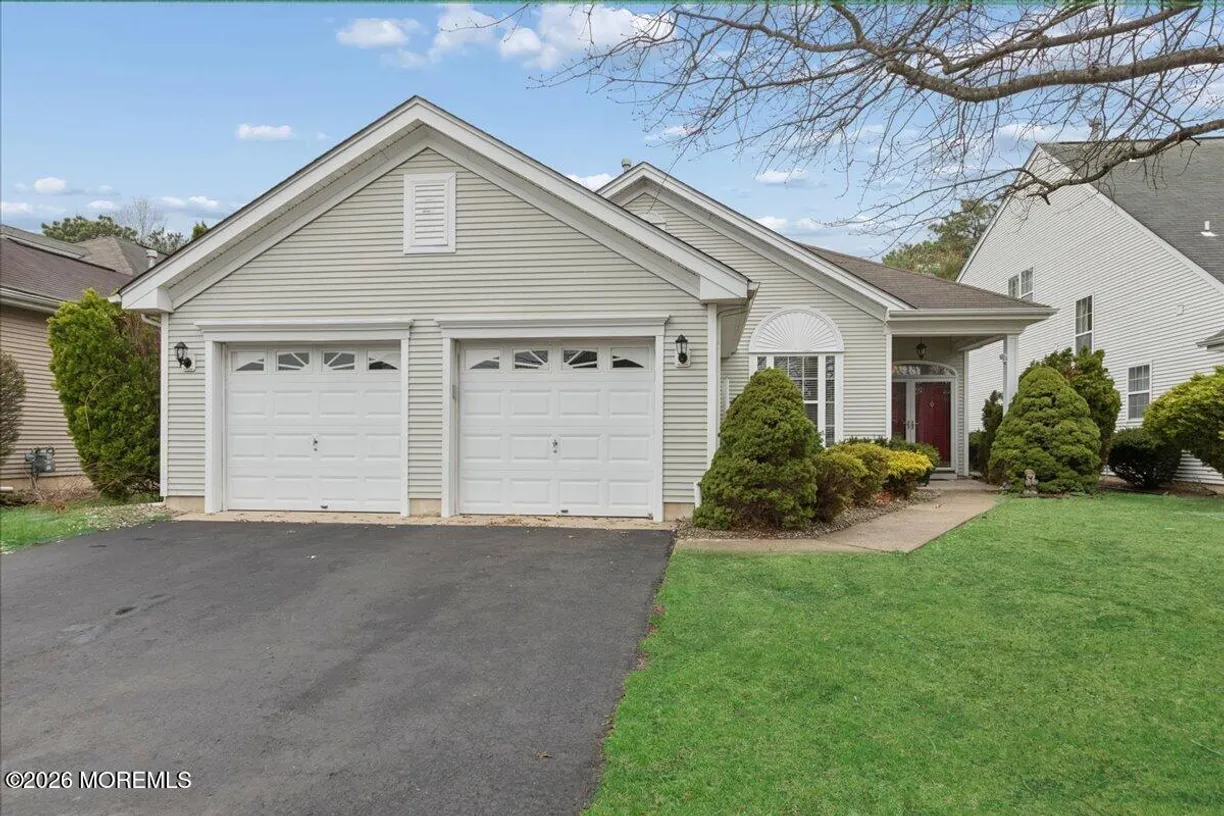 54 Silverside Road, Lakewood, NJ 08701 Property for sale
