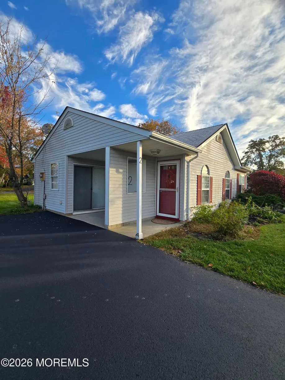 2 Carnaby Close, Freehold, NJ 07728 Property for rent