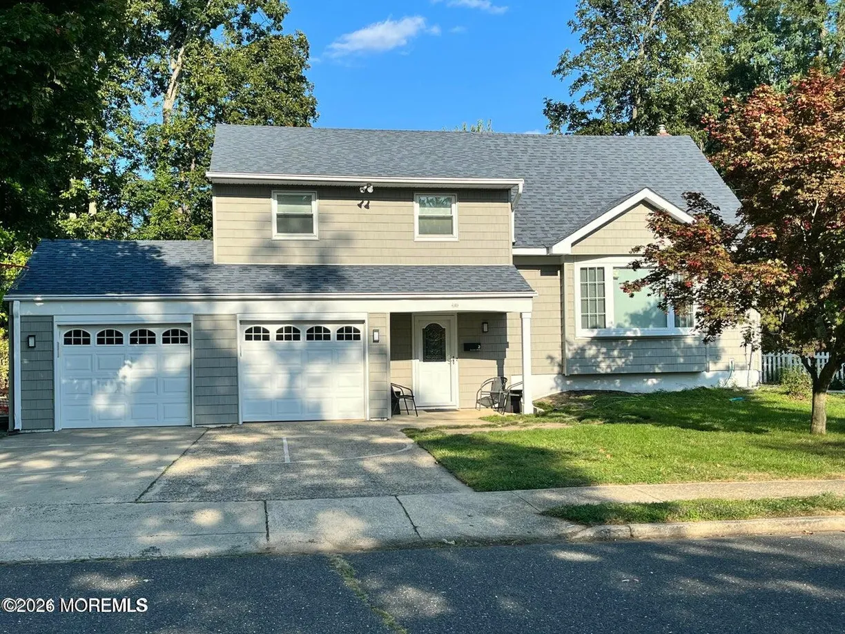 2 Roslyn Drive, Oakhurst, NJ 07755 Property for rent