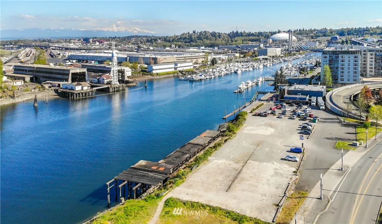 Seattle Area Real Estate | View 1179 Dock Street | Listing