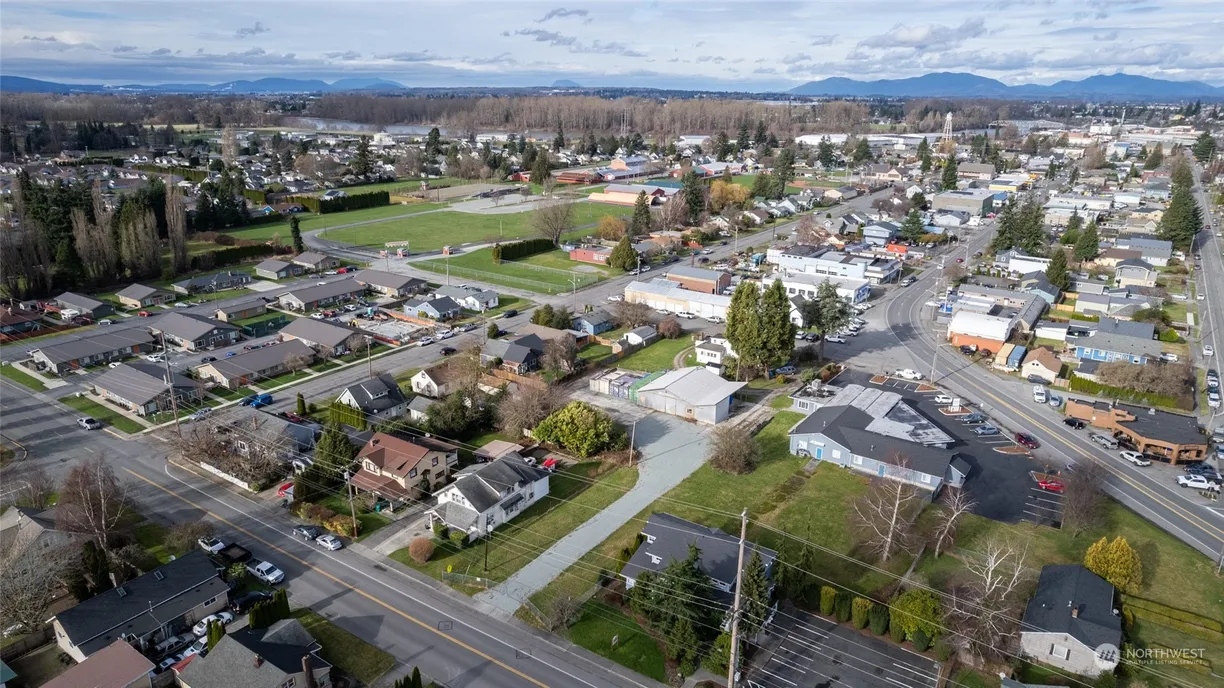 Seattle Area Real Estate | View 1901 S 2nd Street
