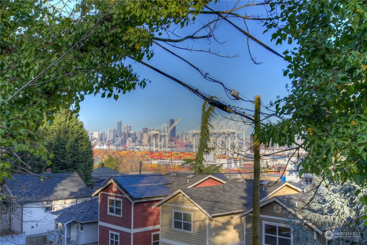 Seattle Area Real Estate | View 3100 SW Admiral Way, 8-11
