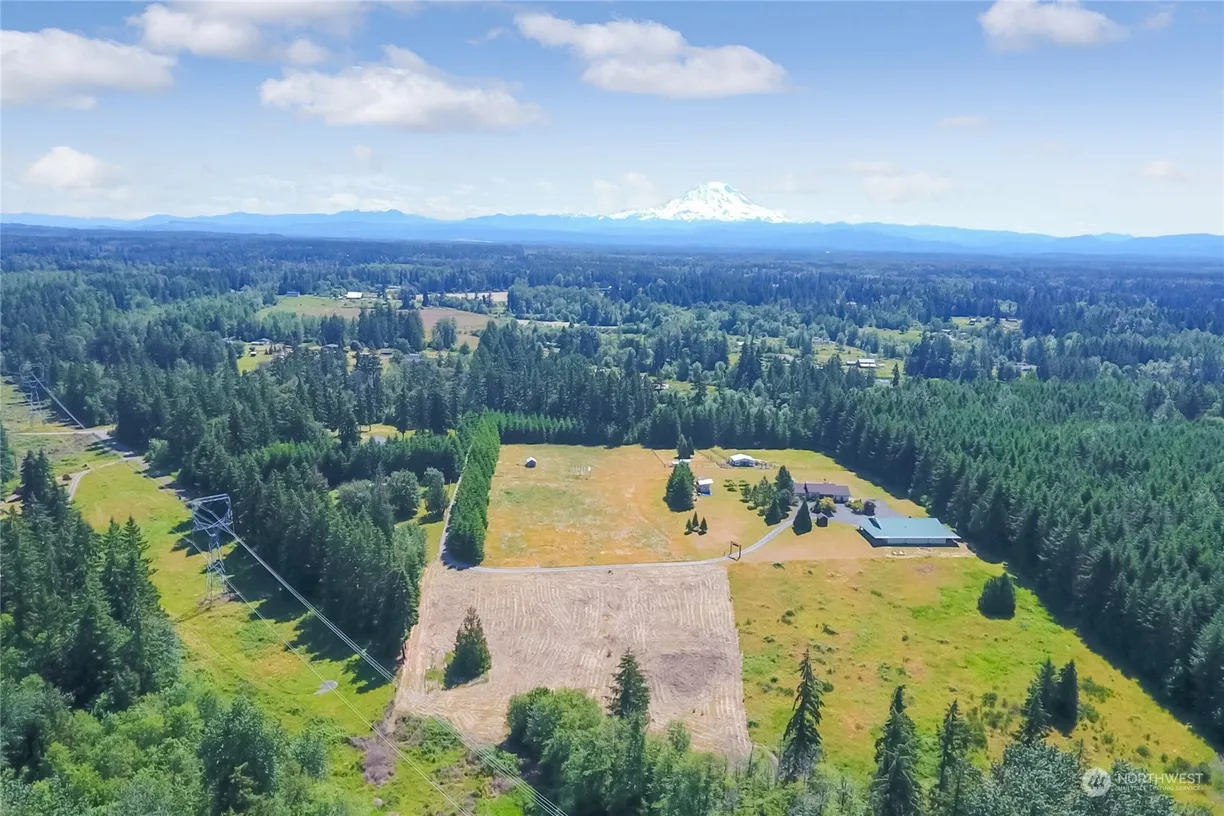 Seattle Area Real Estate | View 32010 22nd Avenue