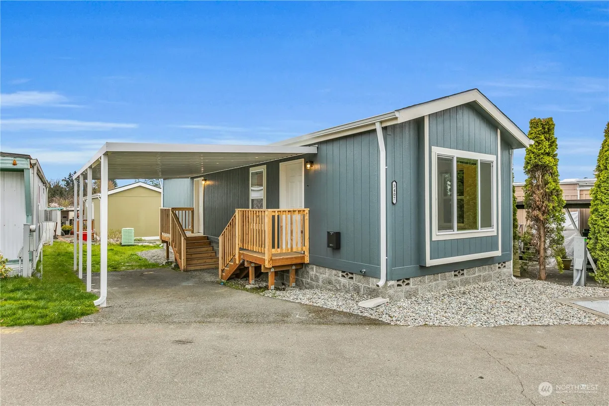 Seattle Area Real Estate | View 3407 S 180th Place, 61 | 2 Beds, 1 Bath