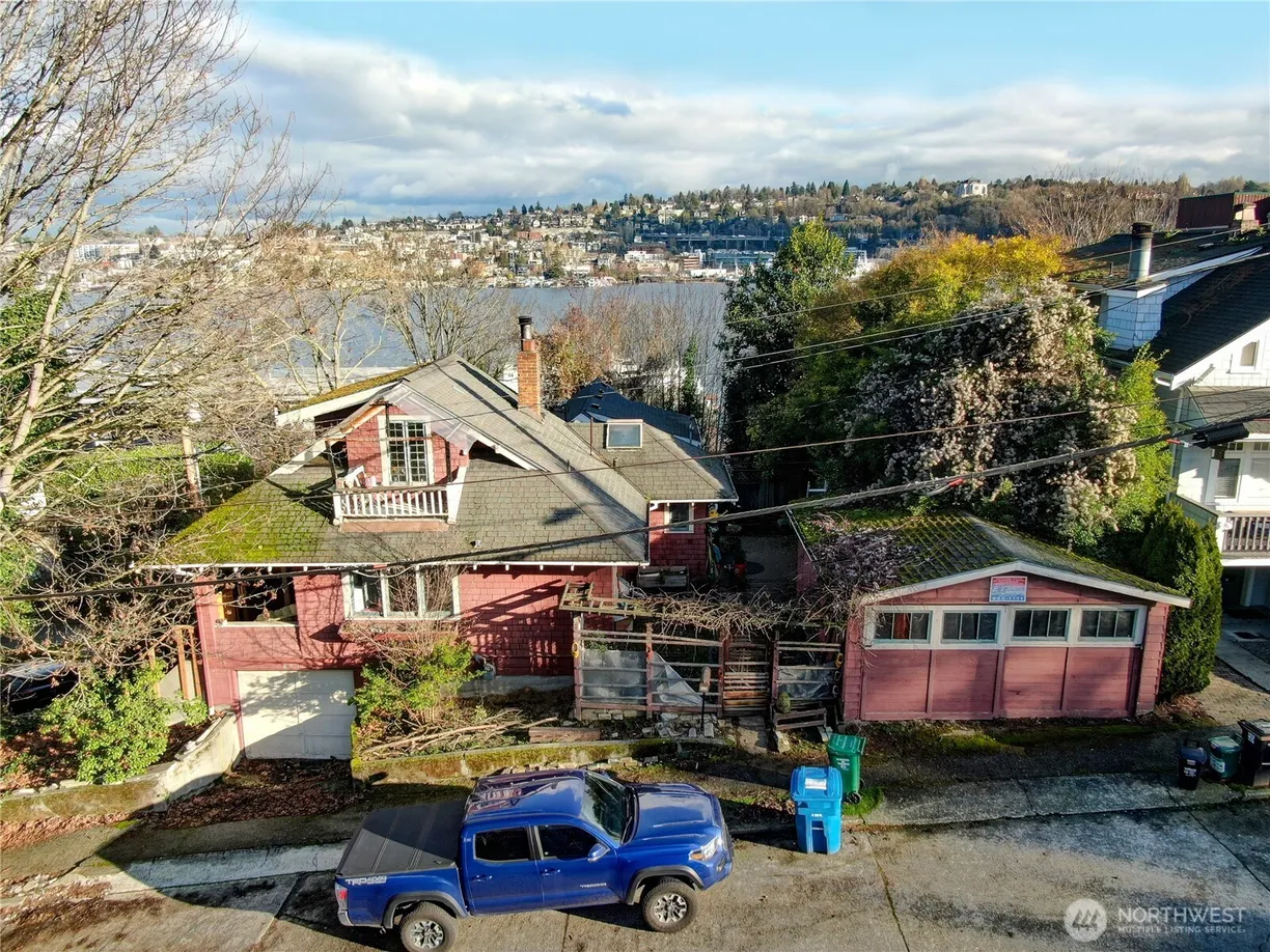 Seattle Area Real Estate | View 801 Newton Street, 13,14,15
